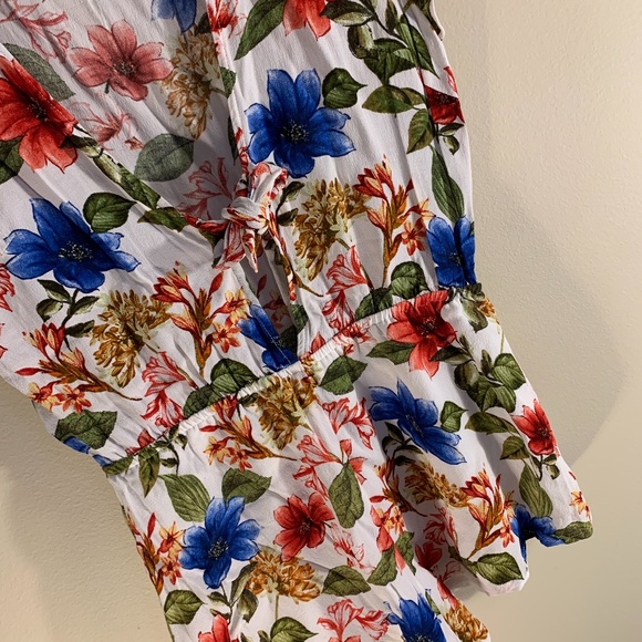floral forever 21 romper - Picture 2 of 4